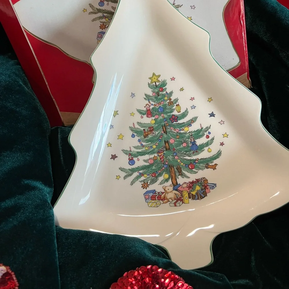 Christmastime NIKKO CHRISTMAS‎ CANDY DISH 11”